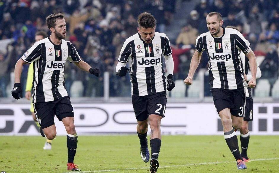 格林单节三分5投4中，雄鹿狂轰9记三分，客场4分领先