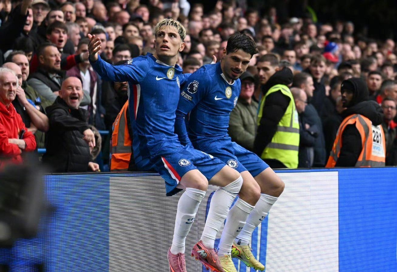 剑南春丨拜仁客场5-0大胜斯图加特，凯恩替补戴帽，莱默尔建功