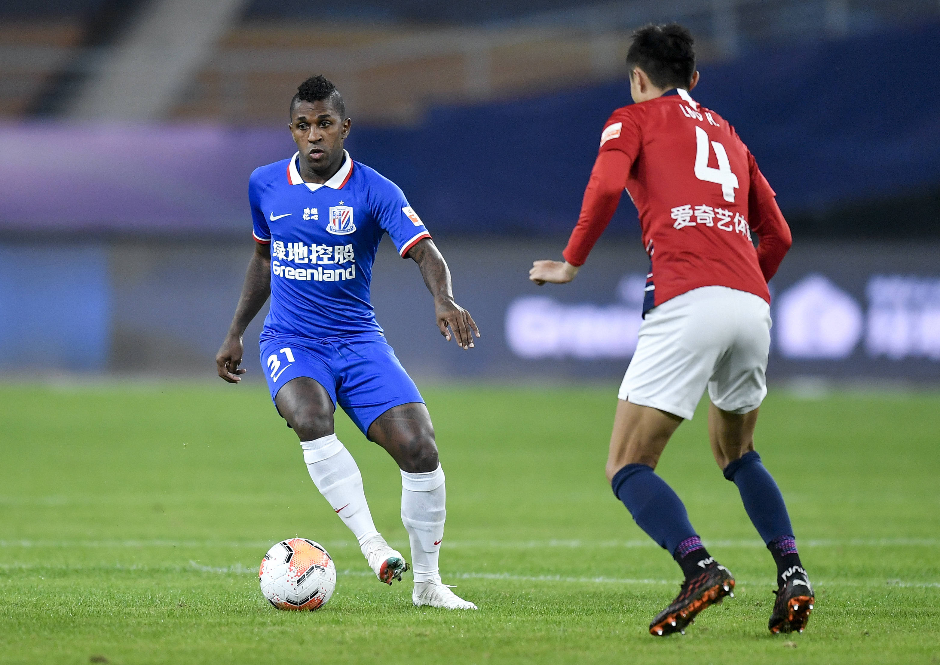 前锋突破射门命中率持续上升