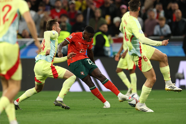 欧冠淘汰赛前瞻：曼城对阵尤文图斯,