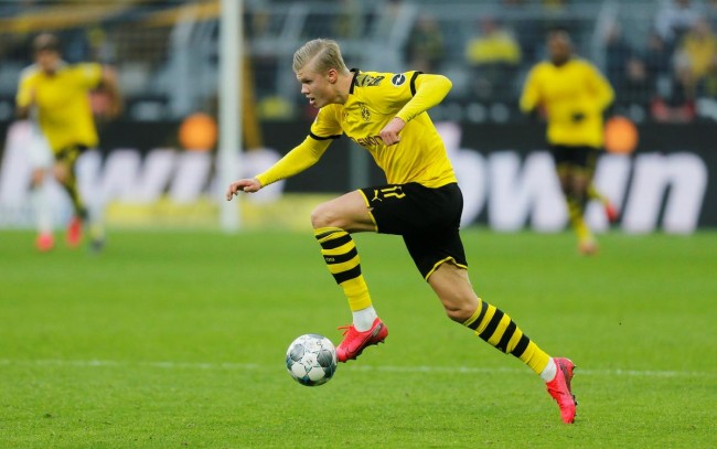 米兰补强后防线时出现新名字：萨索洛的杰伊·伊德泽斯