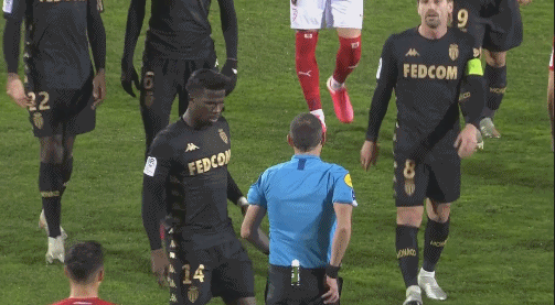 球队防守端数据明显改善，整体稳定