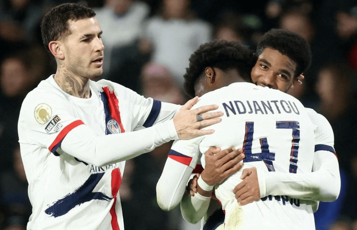 欧文连续突破得分，状态火热